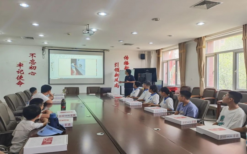 非遺進社區 - 時代記憶攜手榮水園第二社區開展手工皮影體驗活動